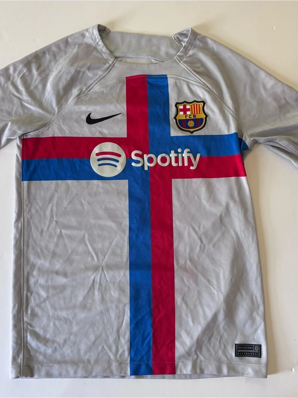 Nike FC Barcelona Robert lewandowski Kids Gray Jersey with Pink & Blue Cross